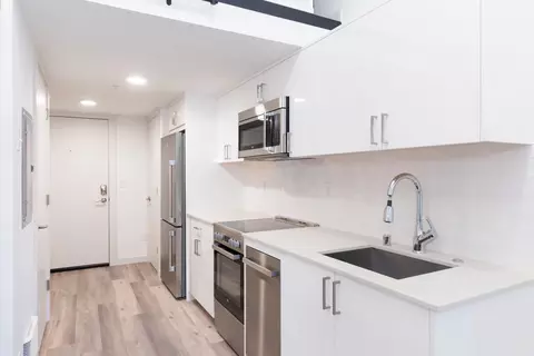 121 15th Ave #211, Seattle, WA 98122