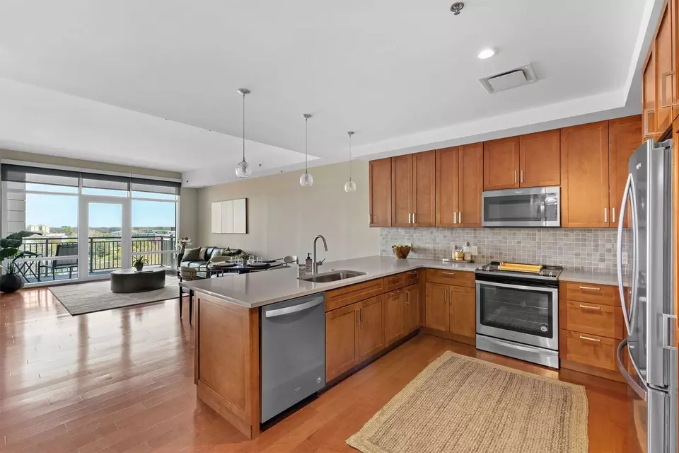  10730 Euclid Ave #0613, Cleveland, OH 44106 photo 3