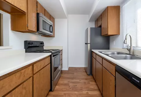 7680 E Broadway Blvd #555, Tucson, AZ 85710