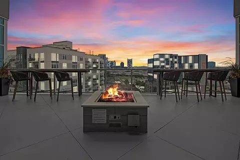 803 Division St #1212, Nashville, TN 37203