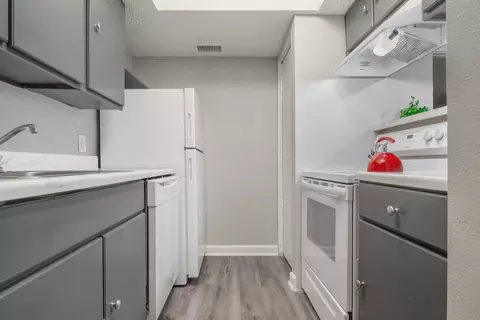 5315 Fredericksburg Rd #0913, San Antonio, TX 78229