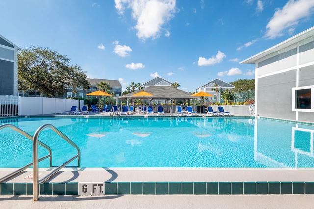 3350 Wedgewood Rd NE #205, Palm Bay, FL 32905