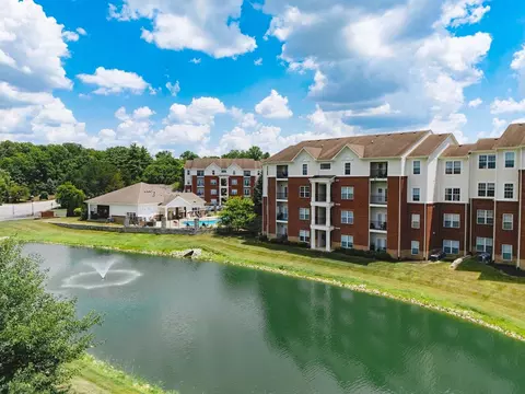 1100 Devonshire East Dr #1688K, Greenwood, IN 46143