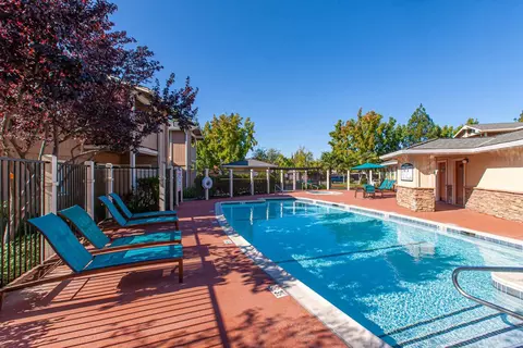591 Peabody Rd #254, Vacaville, CA 95687