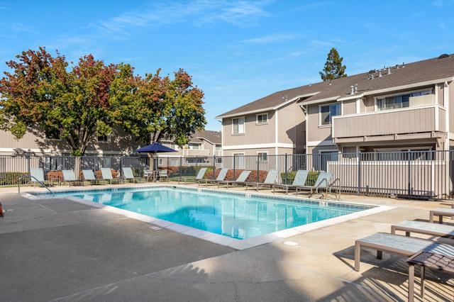 901 Sara Ct #025, Vacaville, CA 95687