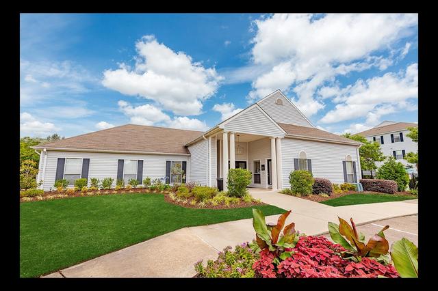 1227 Pin Oak Dr #H11, Flowood, MS 39232