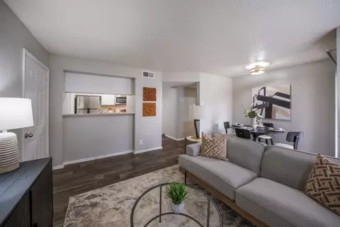 1550 Thousand Oaks Dr #2-201, San Antonio, TX 78232