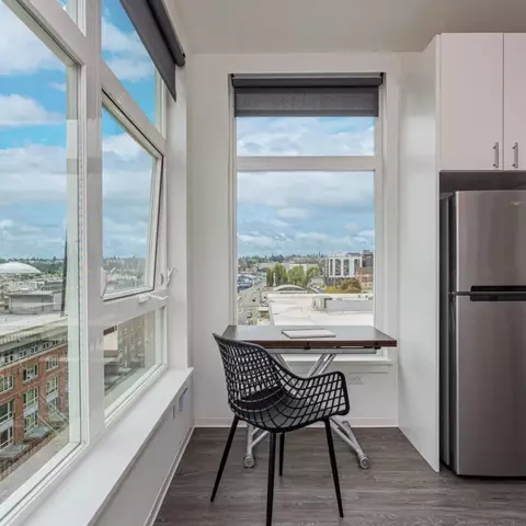 1554 Market St #808, Tacoma, WA 98402