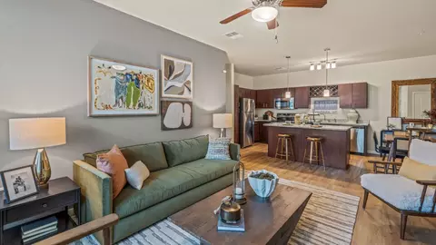 601 Sierra Cir #208, Waukesha, WI 53188