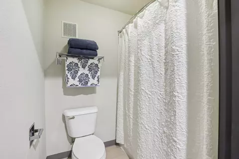 2752 NE Hogan Rd #403, Gresham, OR 97030 photo 44