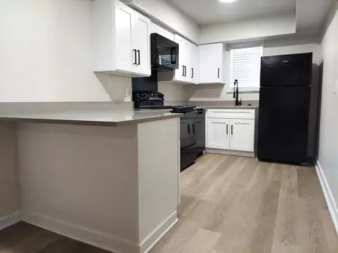 213 Avenue G #19, Denton, TX 76201