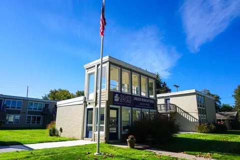 5800 Streefkerk Dr #B-3, Warren, MI 48092