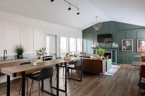 15910 NE Sandy Blvd #111, Portland, OR 97230