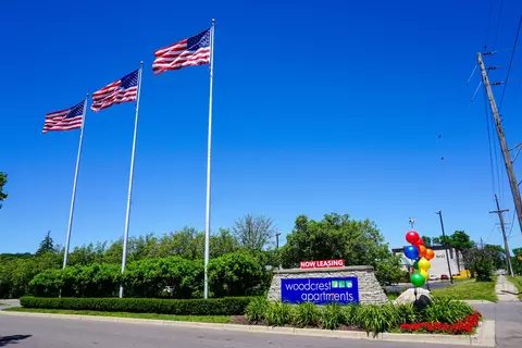 8300 Woodcrest Dr #336-2, Westland, MI 48185