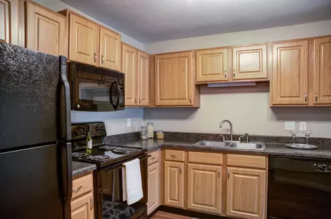 5707 Highway 7 #121, Saint Louis Park, MN 55416