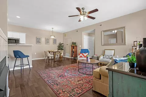 2828 Marblevista Blvd #2526, Columbus, OH 43204