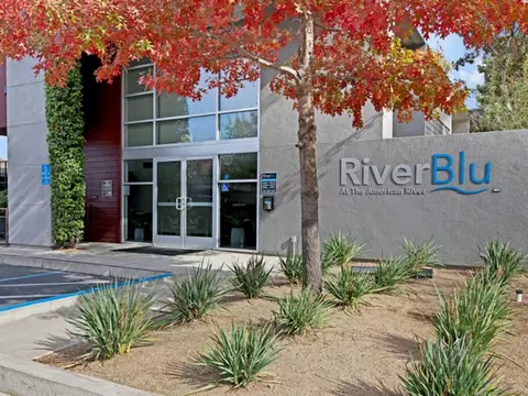 8795 La Riviera Dr #2-096, La Riviera, CA 95826