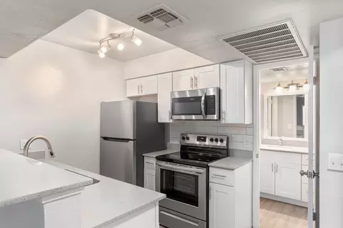 6131 W Thomas Rd #2051, Phoenix, AZ 85033