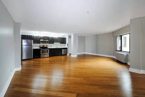475 W Lovell St #303, Kalamazoo, MI 49007