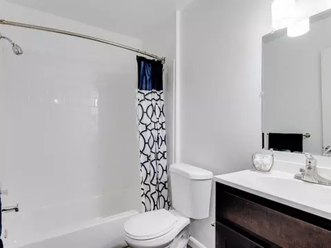 1 Janper Ct #47, Woodlawn, MD 21207
