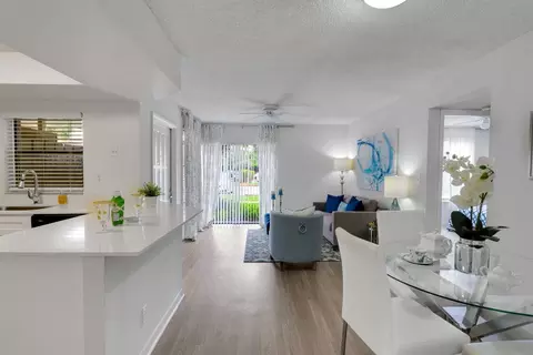 6061 Boca Colony Dr #1522, Boca Raton, FL 33433