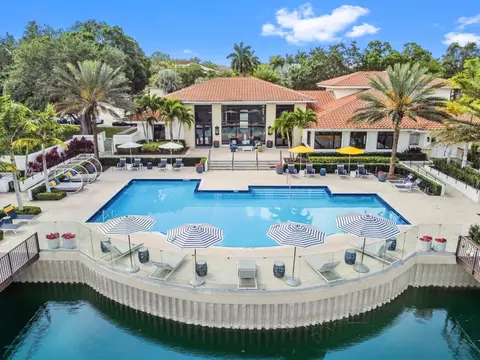 9817 Arbor Oaks Ln #18301, Boca Raton, FL 33428