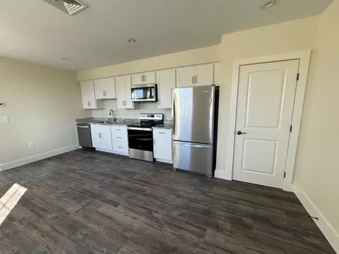 8 Main St UNIT 302, Berwick, ME 03901
