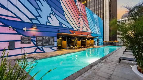 612 Flower St #1103, Los Angeles, CA 90017