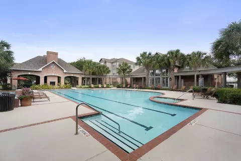 9720 Broadway St #924, Pearland, TX 77584