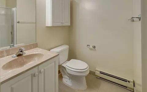 1 Hillside Dr #B116, Mount Arlington, NJ 07856