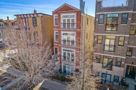 1103 W Cornelia Ave #1103-2, Chicago, IL 60657