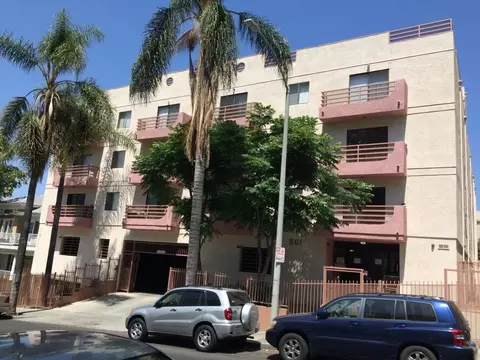 501 S Grand View St #110, Los Angeles, CA 90057