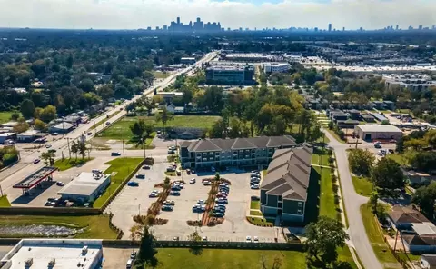 8520 Madie Dr #2-2204, Houston, TX 77022