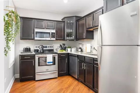 5009 N Sheridan Rd #822, Chicago, IL 60640