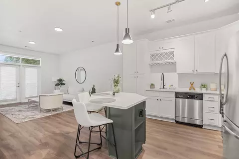 2101 Lakeside Lofts Cir #1025, Cary, NC 27513