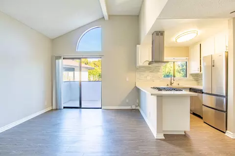 1613 Ximeno Ave #204, Long Beach, CA 90804