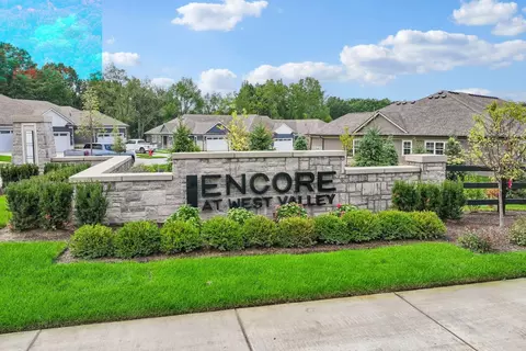 8501 W Valley Dr #8525, White Lake, MI 48386
