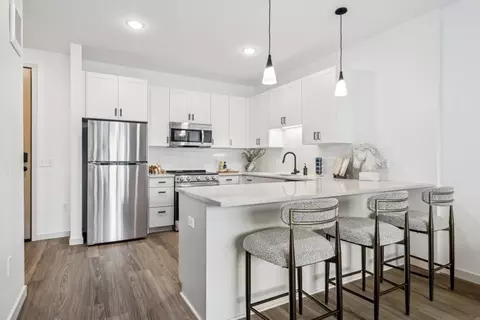 6901 Flying Cloud Dr #244, Eden Prairie, MN 55344