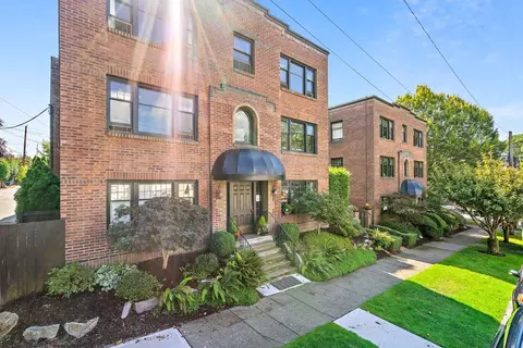 1903 1907 East Highland Dr #1907-4, Seattle, WA 98112