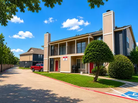 7800 Irish Dr #32-32A, North Richland Hills, TX 76180