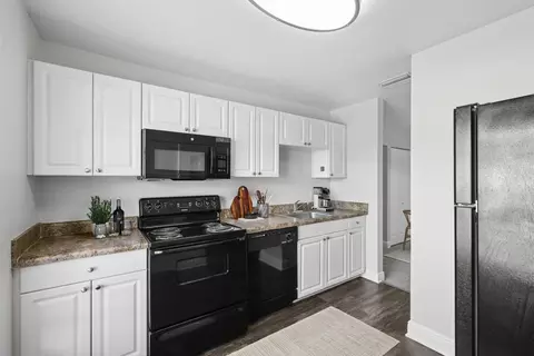 8402 N Waterford Ave #09T5, Tampa, FL 33604