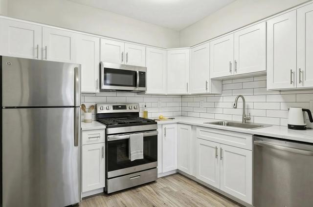2685 Carnegie Rd #102, York, PA 17402