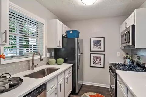 6901 Glenlake NE #59E, Atlanta, GA 30328