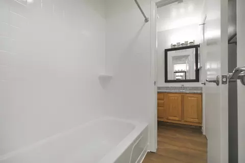 9960 Wayne Rd #03-204, Romulus, MI 48174 photo 33