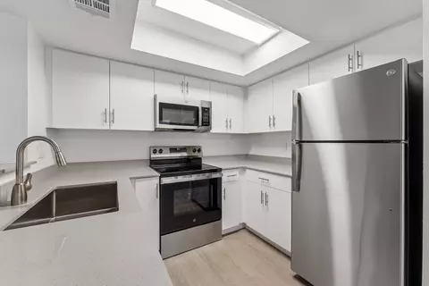 4937 W Myrtle Ave #209, Glendale, AZ 85301