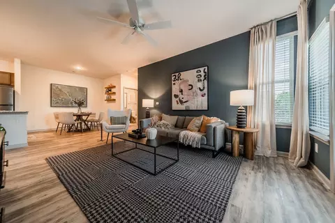 2818 Barrow Rd #4010207, Charlotte, NC 28269