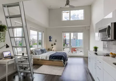5001 Brooklyn Ave NE #206, Seattle, WA 98105