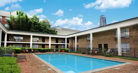 2425 Sage Rd #103, Houston, TX 77056