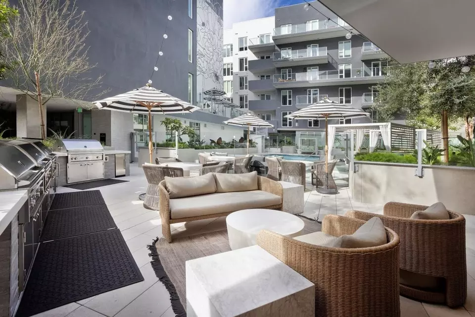 12121 w olympic blvd los angeles ca 90064