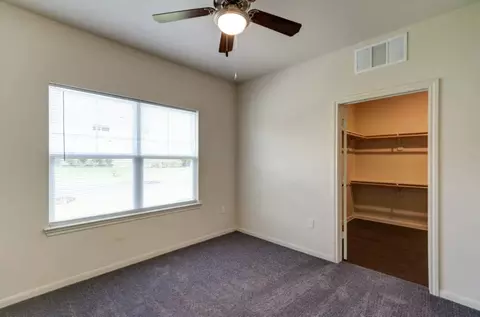 10330 Ingram Rd #28493, San Antonio, TX 78245 | 29 Photos - Movoto